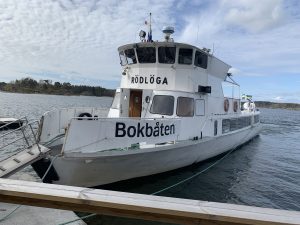 Bokbåten besöker Löparö